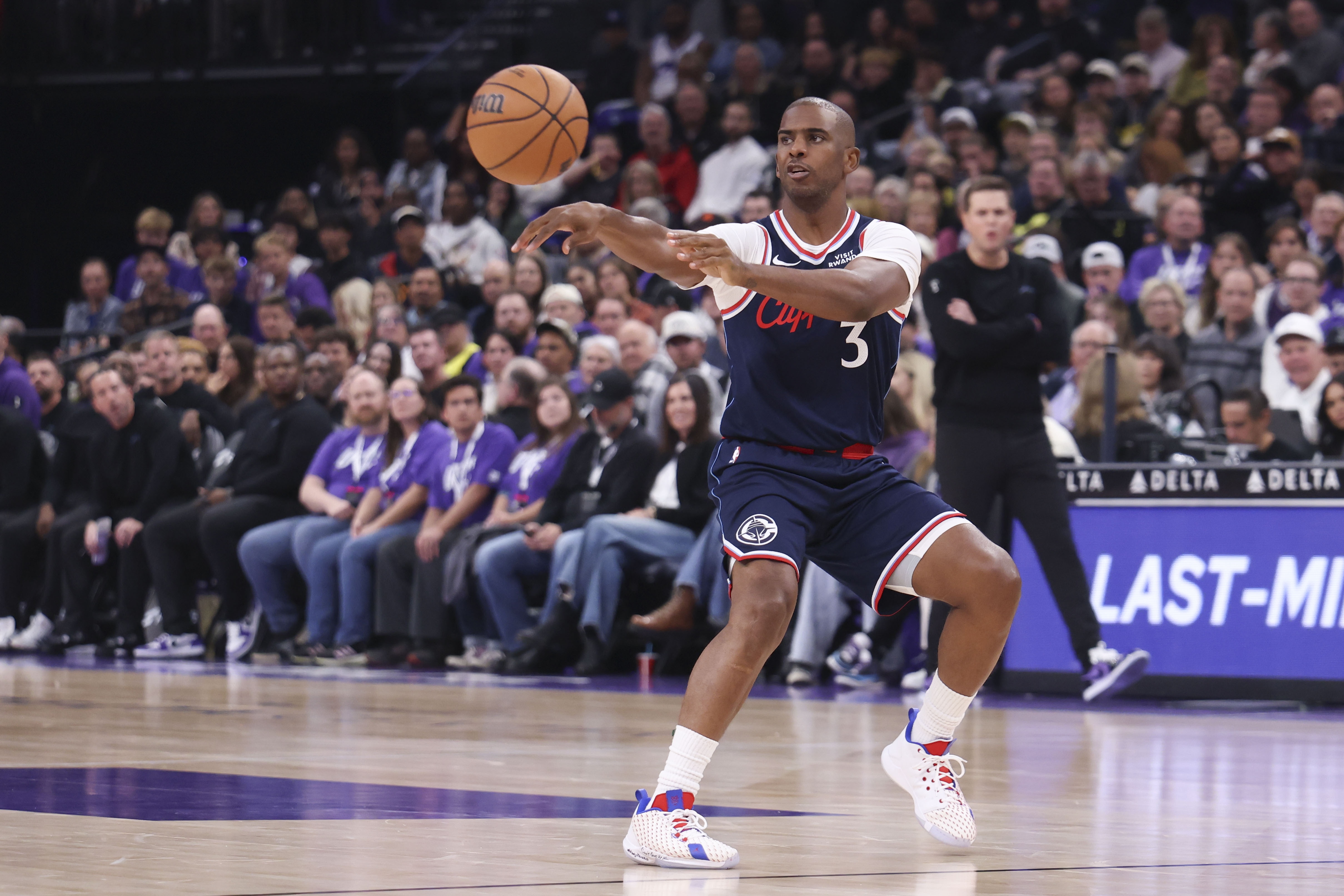 8868体育官网入口-纪录井喷周:老詹纪录终结 KD里程碑 字母放话登顶 哈登得分前十