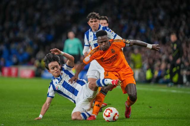 1740617945434016627.jpg 8868体育-【现场】轮换皇马一只脚进决赛 塞瓦略斯受伤蒙阴影