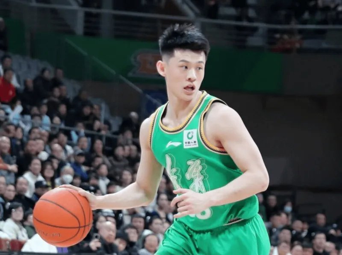 8868-辽宁两笔引援引失望！亨特三场连铁成水货，王岚嵚难堪大用！|辽宁男篮|新疆男篮|赵继伟|篮板|比赛_新浪体育_新浪新闻