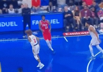 1731475287055086136.gif 恩比德赛季首战整活不断 奥尼尔:他这样终生无冠