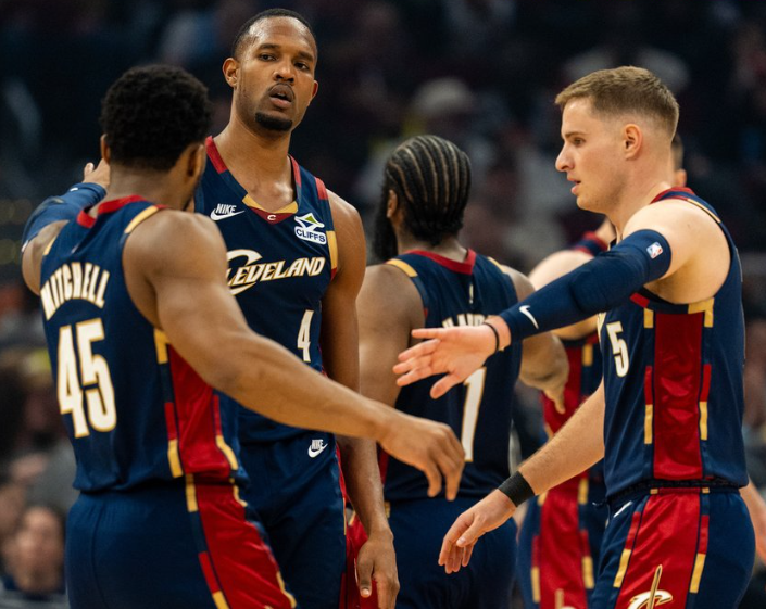 8868体育官方网站-哈登为关键球权用生命起誓！轰30+8成队史首人 阿帅：36岁仍巅峰