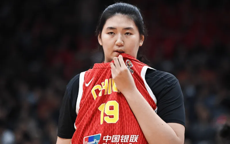 8868体育官网-媒体人：张子宇是全队唯一得分超过7分的中国女篮球员