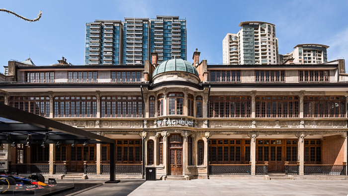 8868体育官网入口-泰格豪雅上海启幕毫秒之竞制表展，红牛RB22赛车震撼亮相|F1中国大奖赛|泰格豪雅(TAG Heuer)|展览|计时|先锋_新浪新闻