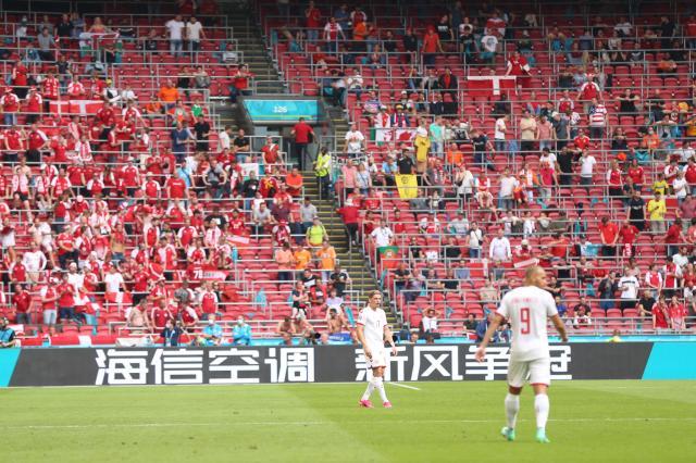 8868体育8868 SPORTS-听说戈森斯火了？别忘了他在“真蓝黑”的搭档梅勒！