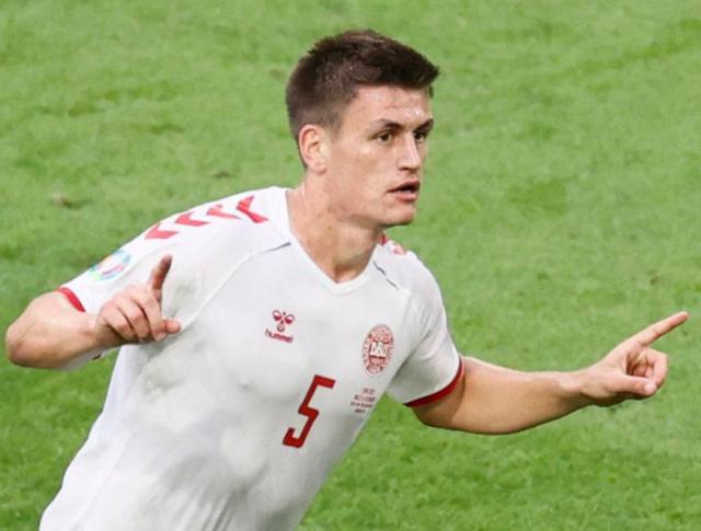 8868体育8868 SPORTS-听说戈森斯火了？别忘了他在“真蓝黑”的搭档梅勒！