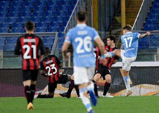 8868体育官网-AC米兰再败：冬窗原是海市蜃楼 欧冠梦想命悬一线