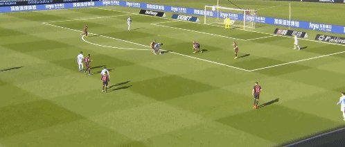 1616282837800024861.gif 8868体育官方网站-【早报】主场连戴帽+德甲射手榜第二!莱万再冲金球!