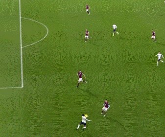 8868体育官网-【英超】斯特林+热苏斯破门 曼城客场2比0夺13连胜